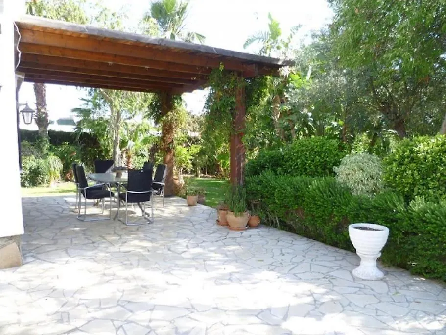 11647 - Private Cosy Villa In Marbella Area