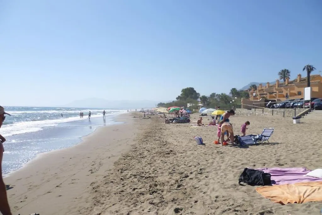 11647 - Private Cosy Villa In Marbella Area